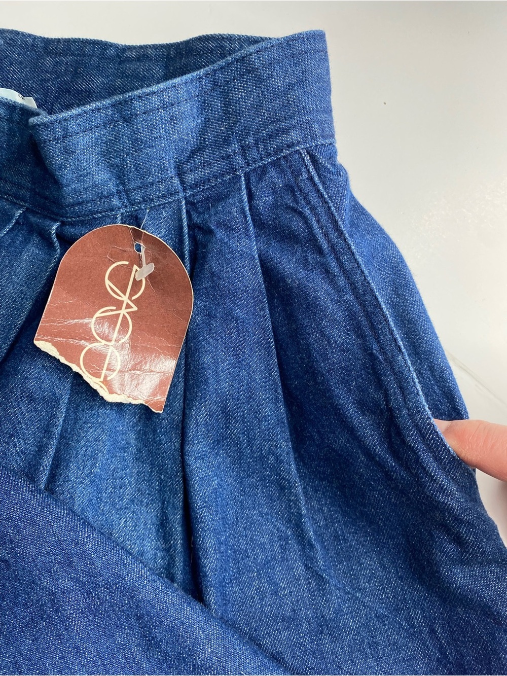 Vintage Sasson Dead-stock Denim MidiSkirt with Pockets Sz 18 (runs small) - Picture 6 of 11